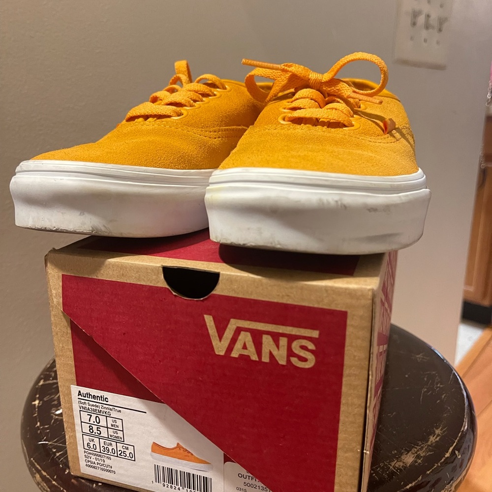 VANS AUTHENTIC SOFT SUEDE ZINNIA/TRUE - MUSTARD